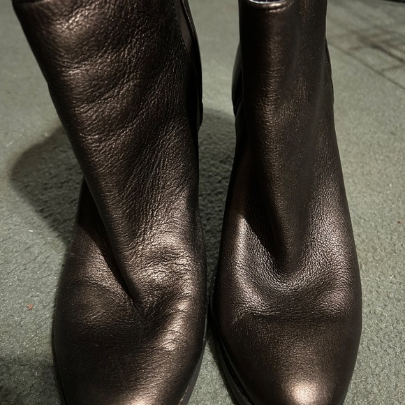 Reba Boots with rhinestones on each side. - Picture 2 of 3